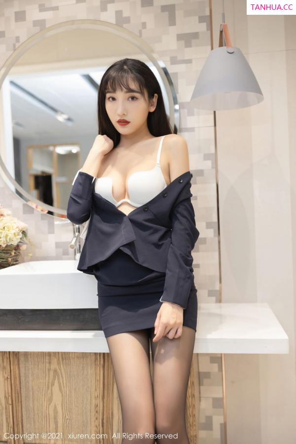 陆萱萱  [XiuRen]高清写真图 2021.02.18 No.3105 陆萱萱第56张图片